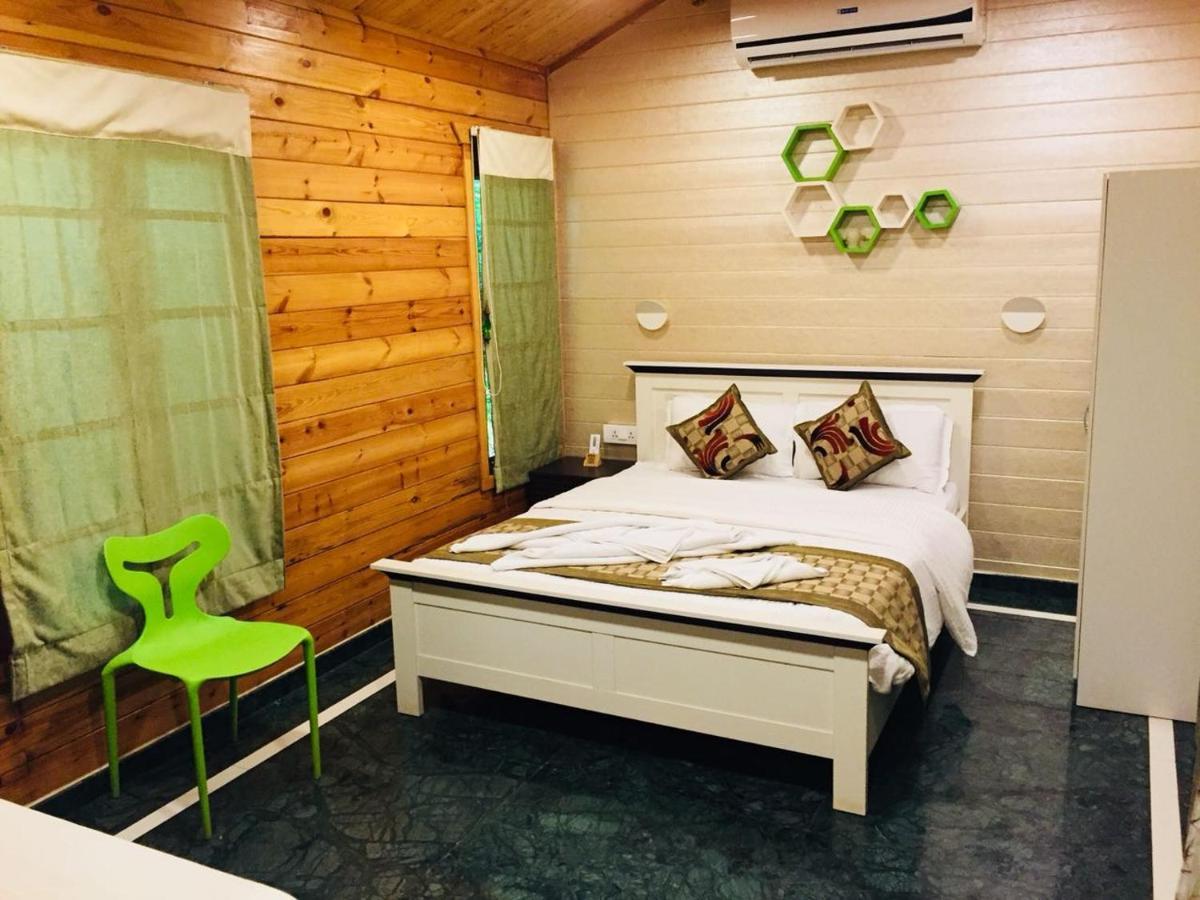Rock Forest Goa Honeymoon Cottages กาลังกูติ ภายนอก รูปภาพ