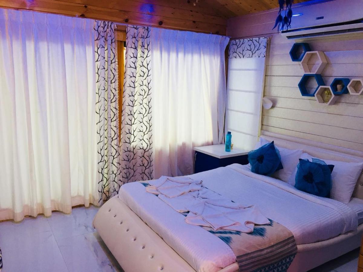 Rock Forest Goa Honeymoon Cottages กาลังกูติ ภายนอก รูปภาพ