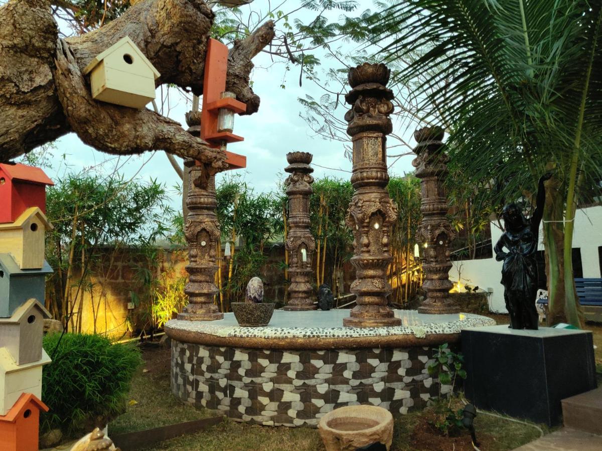 Rock Forest Goa Honeymoon Cottages กาลังกูติ ภายนอก รูปภาพ